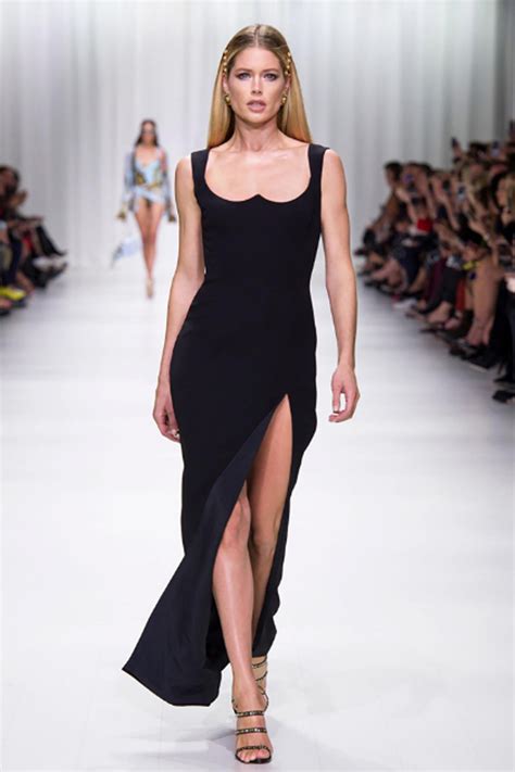 abito cerimoniafantasia versace|black versace dress.